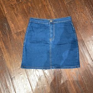denim skirt